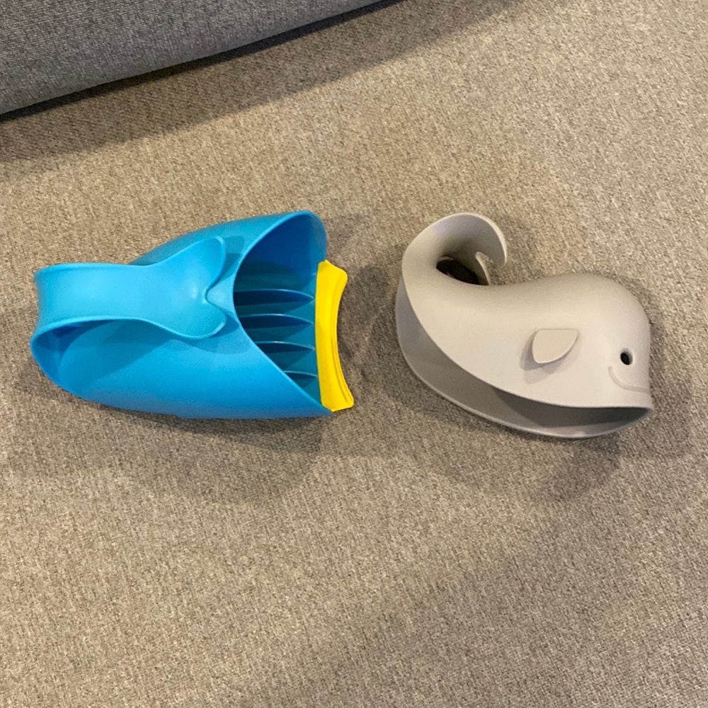 Whale Themed Faucet Guard & Face/Head Washing Guard For Baths
